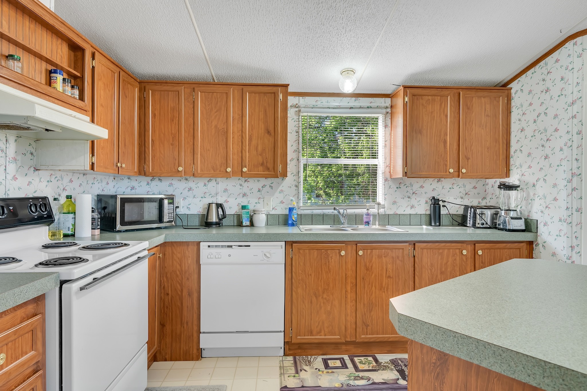 5 Lee Street Keene TX 76059