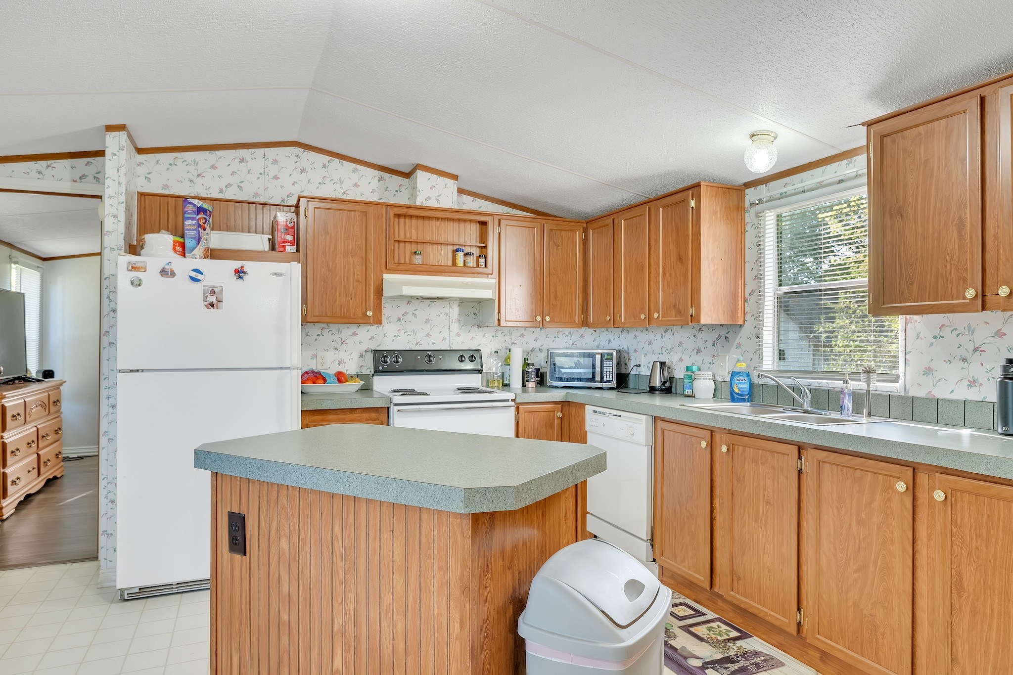 5 Lee Street Keene TX 76059