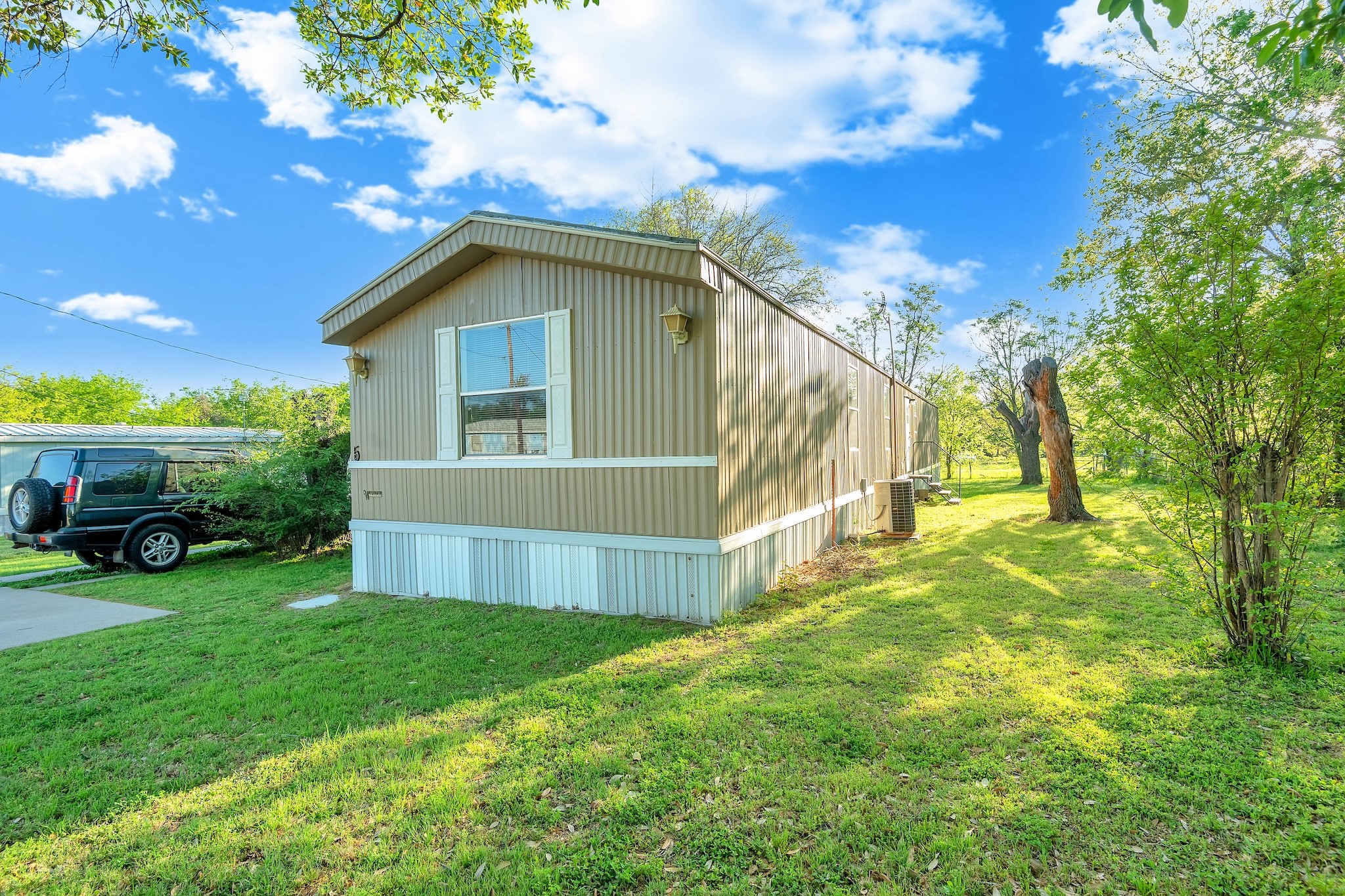 5 Lee Street Keene TX 76059