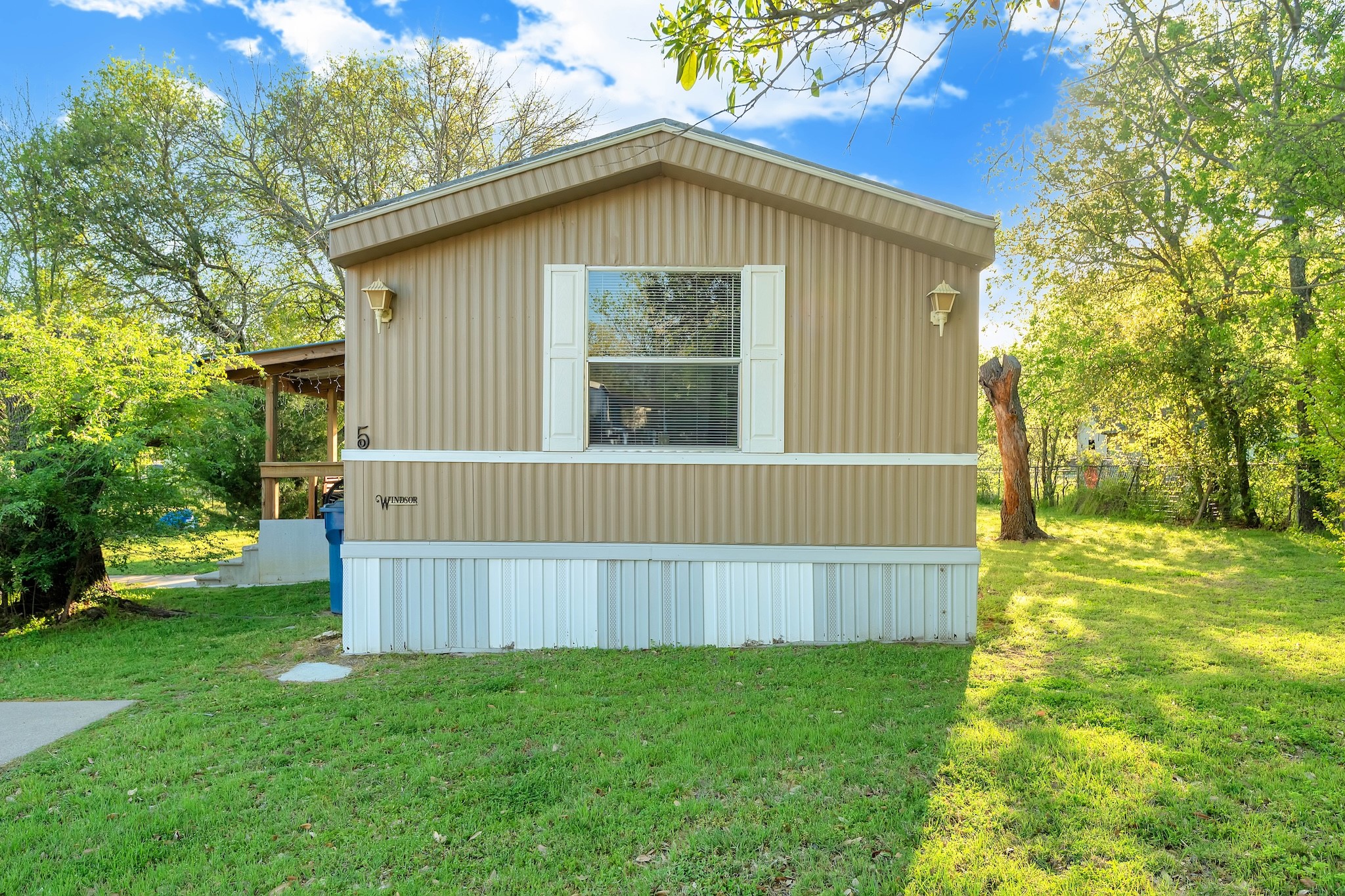 5 Lee Street Keene TX 76059