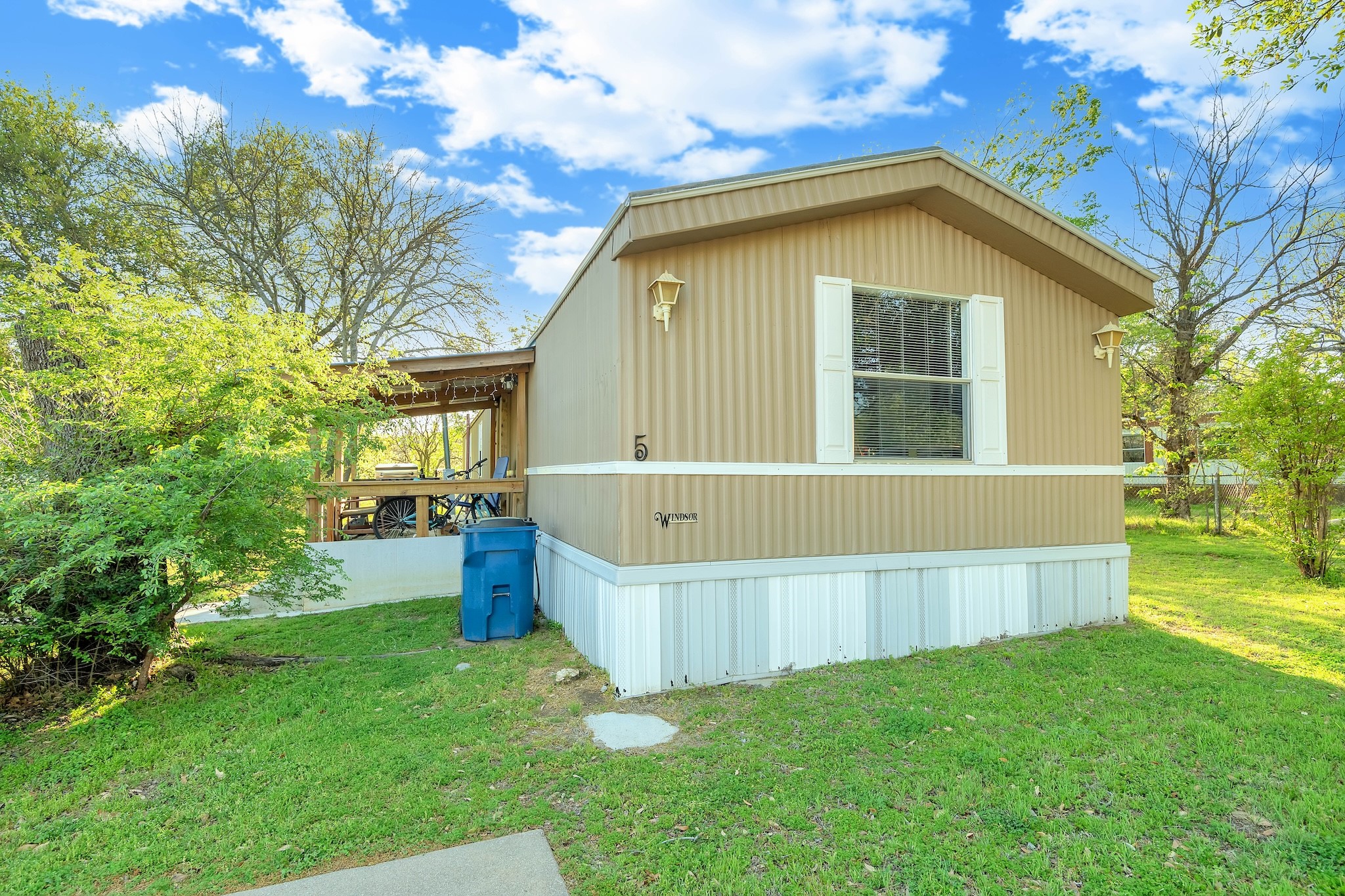5 Lee Street Keene TX 76059