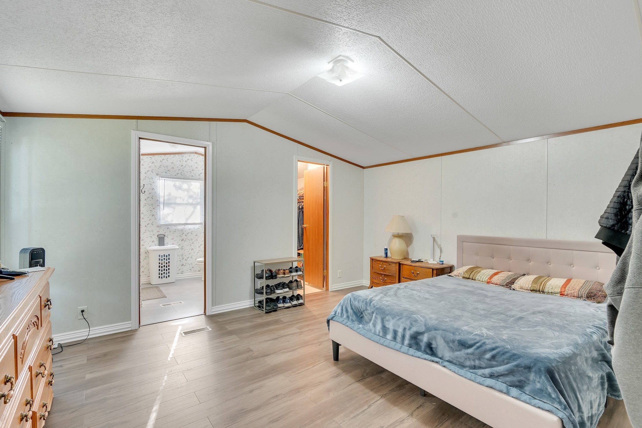 5 Lee Street Keene TX 76059