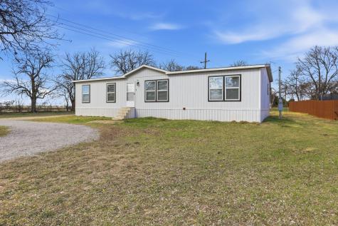 350 County Road 4905 Trenton TX 75490