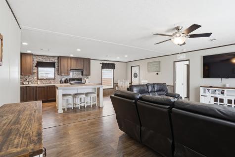 350 County Road 4905 Trenton TX 75490
