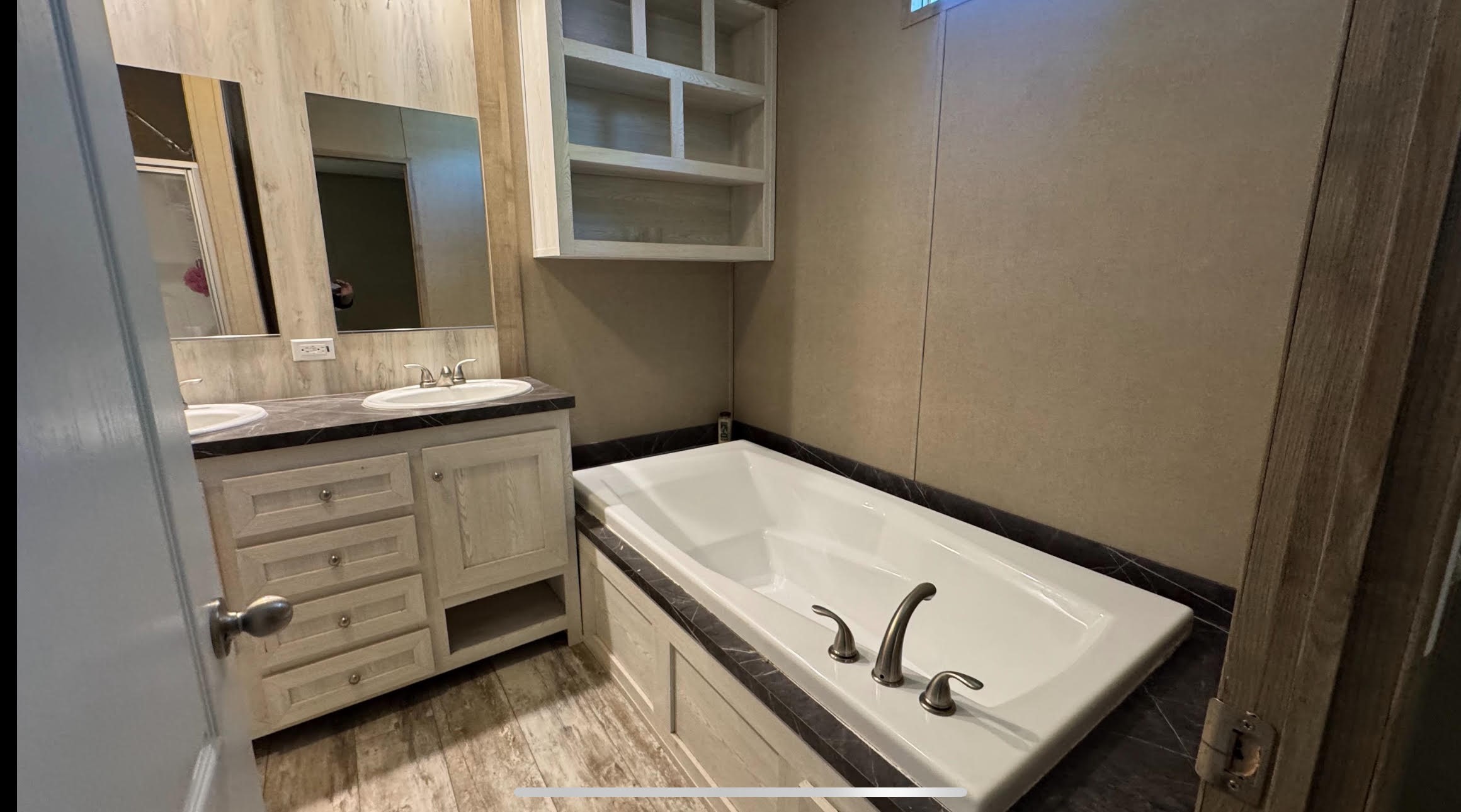 821 Quail Run Seven Points TX 75143
