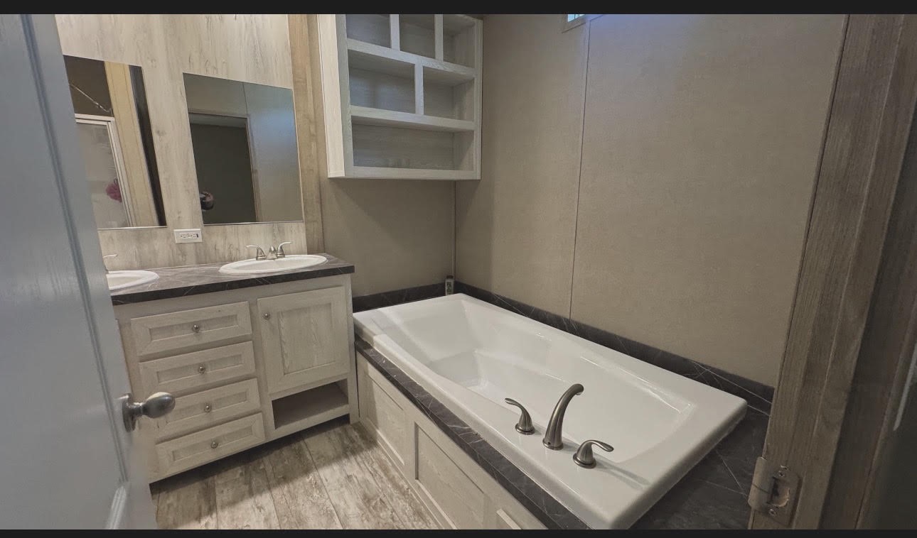 821 Quail Run Seven Points TX 75143
