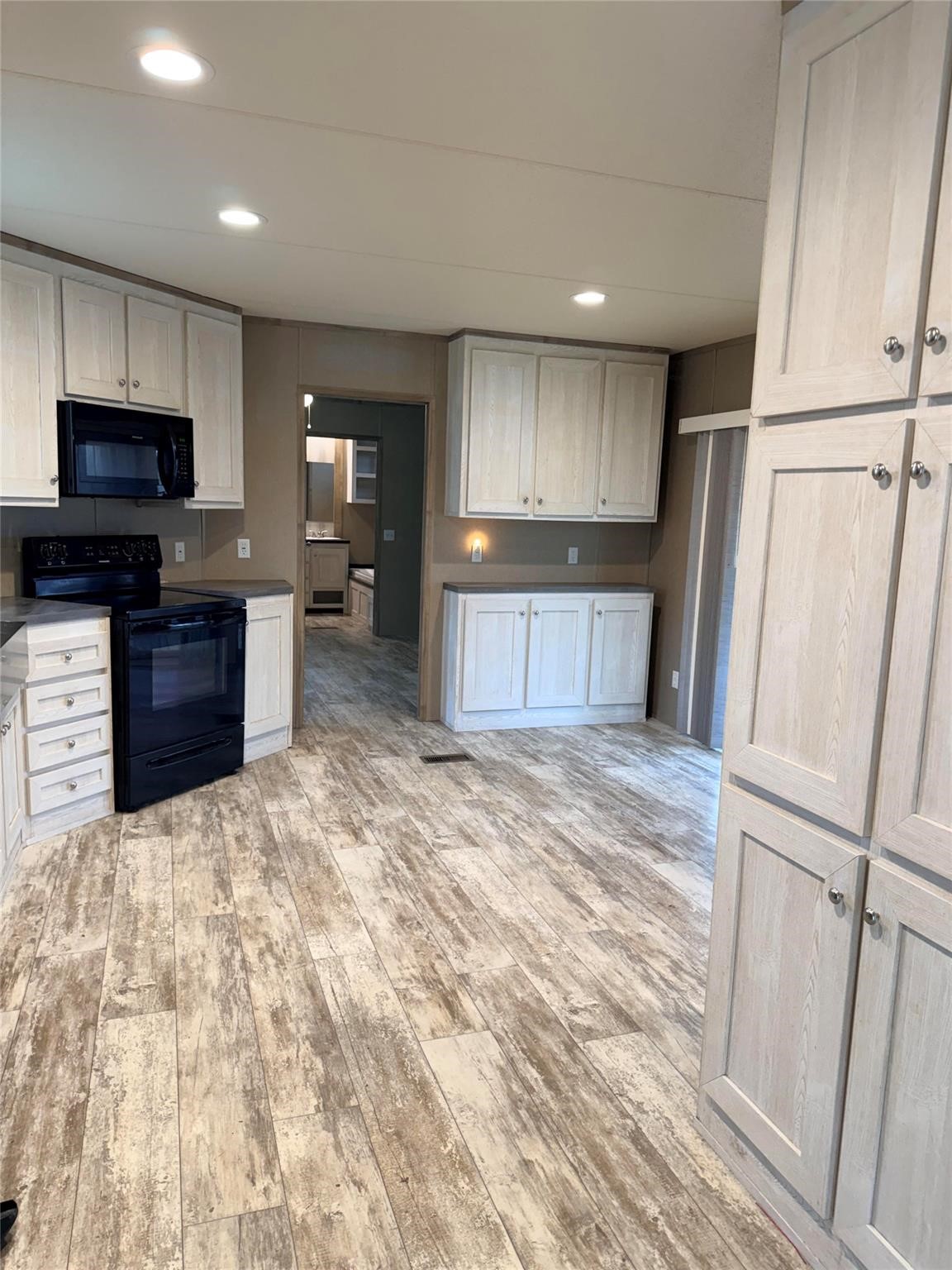 821 Quail Run Seven Points TX 75143