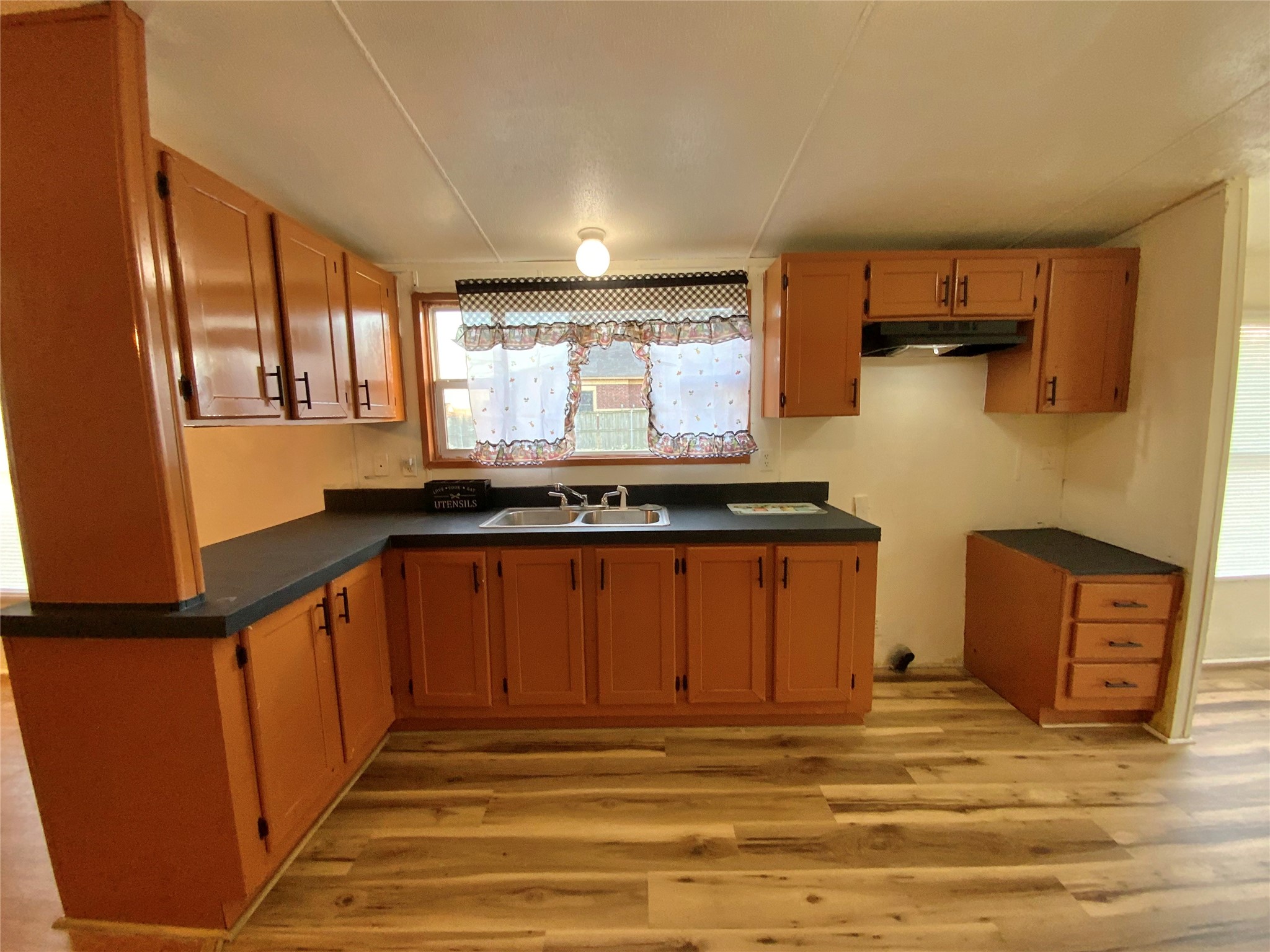 1002 Willow Street Mexia TX 76667