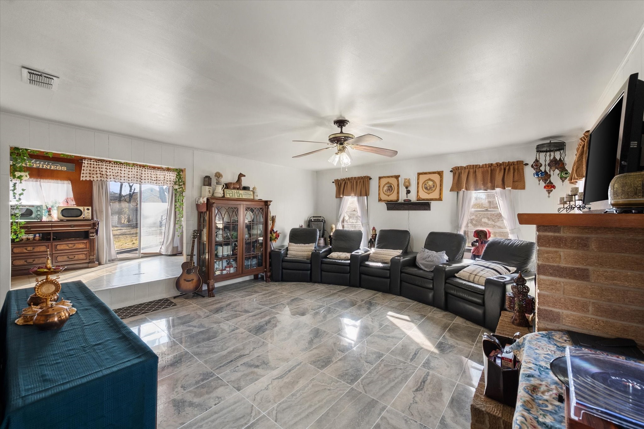 448 S Bateman Road Fairfield TX 75840