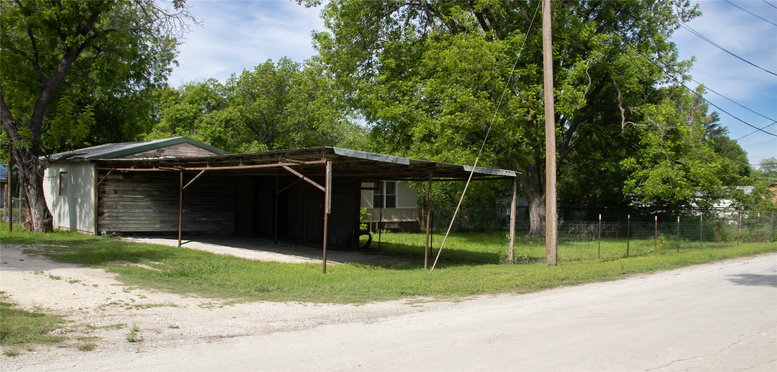 214 E Dobkins Dublin TX 76446