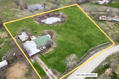 18756 Doubletree Drive Justin TX 76247