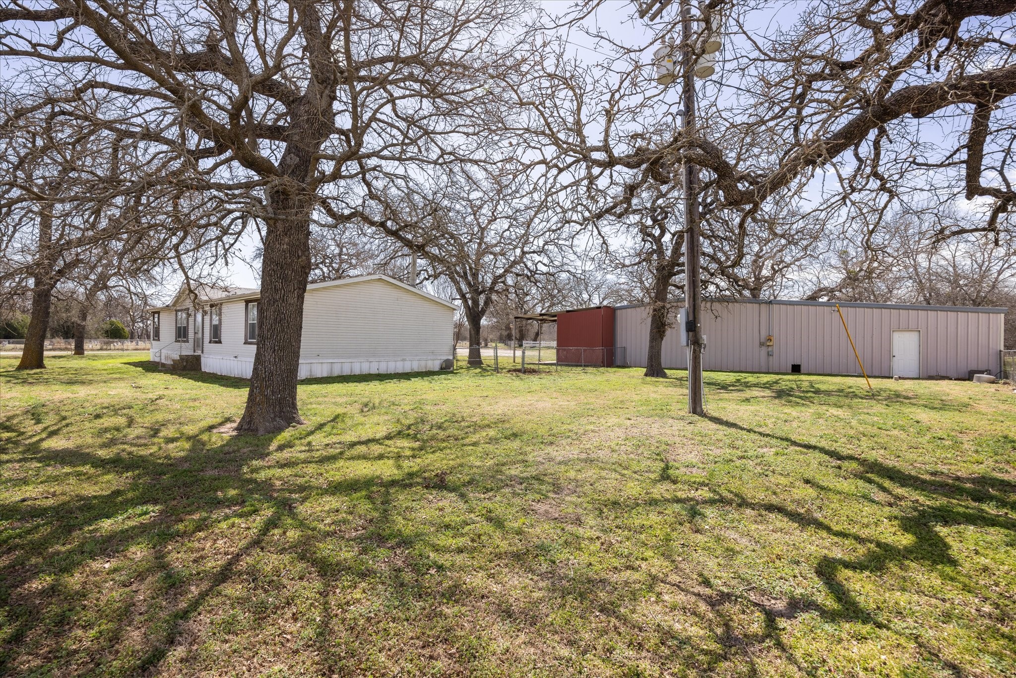 162 County Road 429 Stephenville TX 76401
