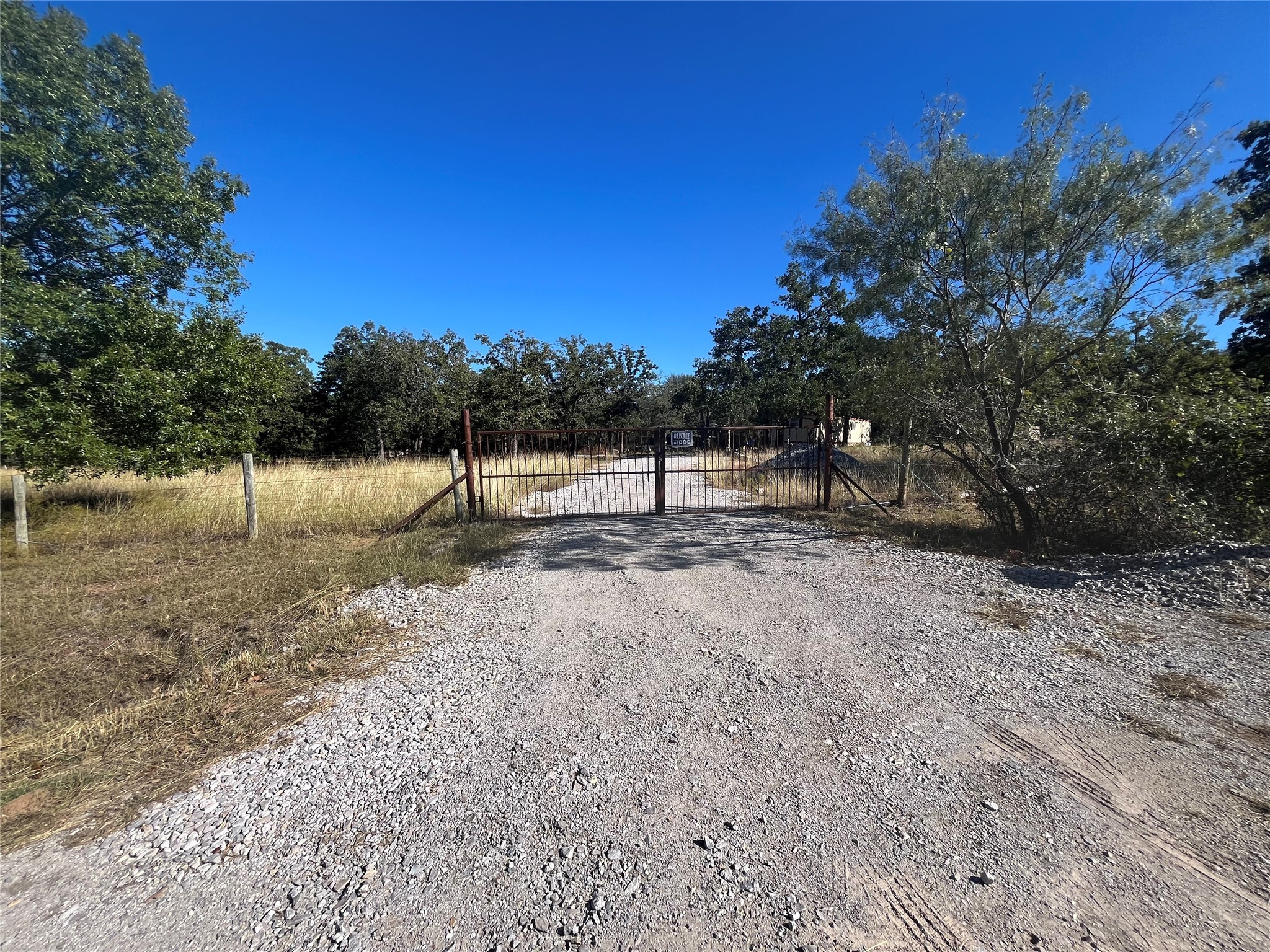 689 Hunter Trail Bridgeport TX 76426