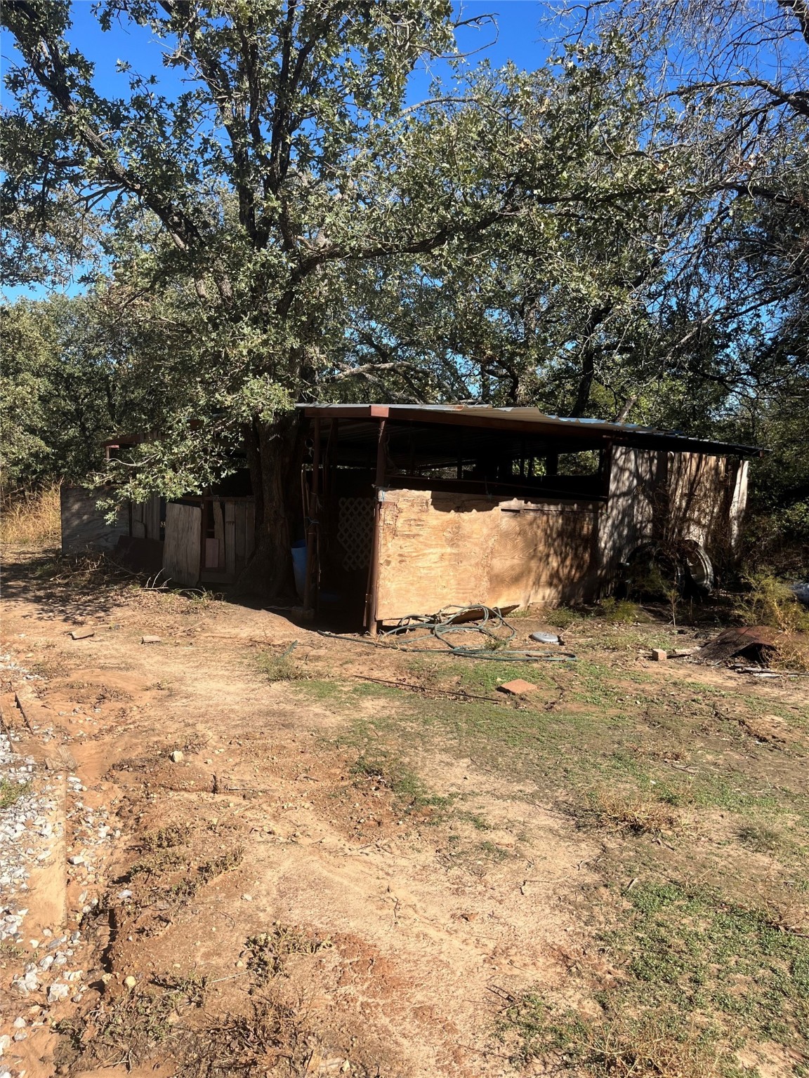 689 Hunter Trail Bridgeport TX 76426