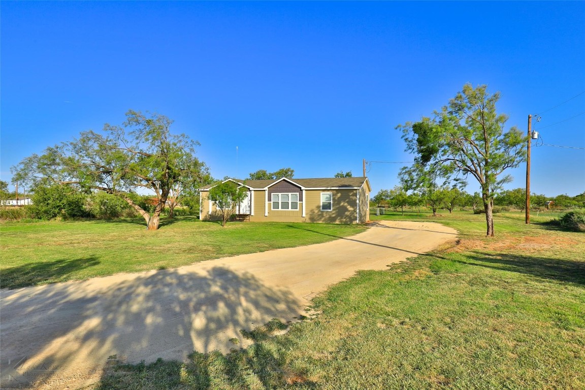 117 S Cedar Street Trent TX 79561