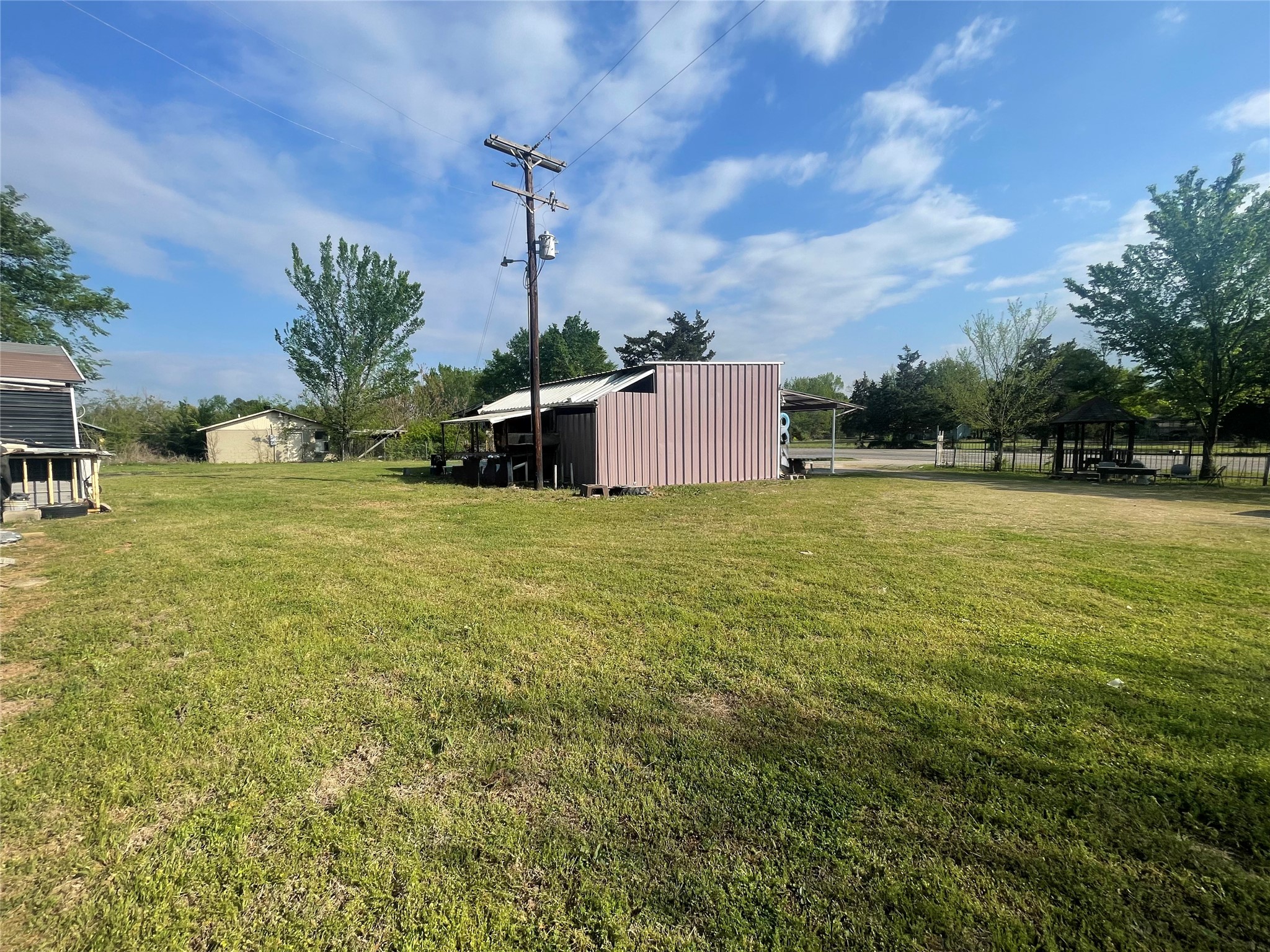 7064 State Highway 64 Ben Wheeler TX 75754
