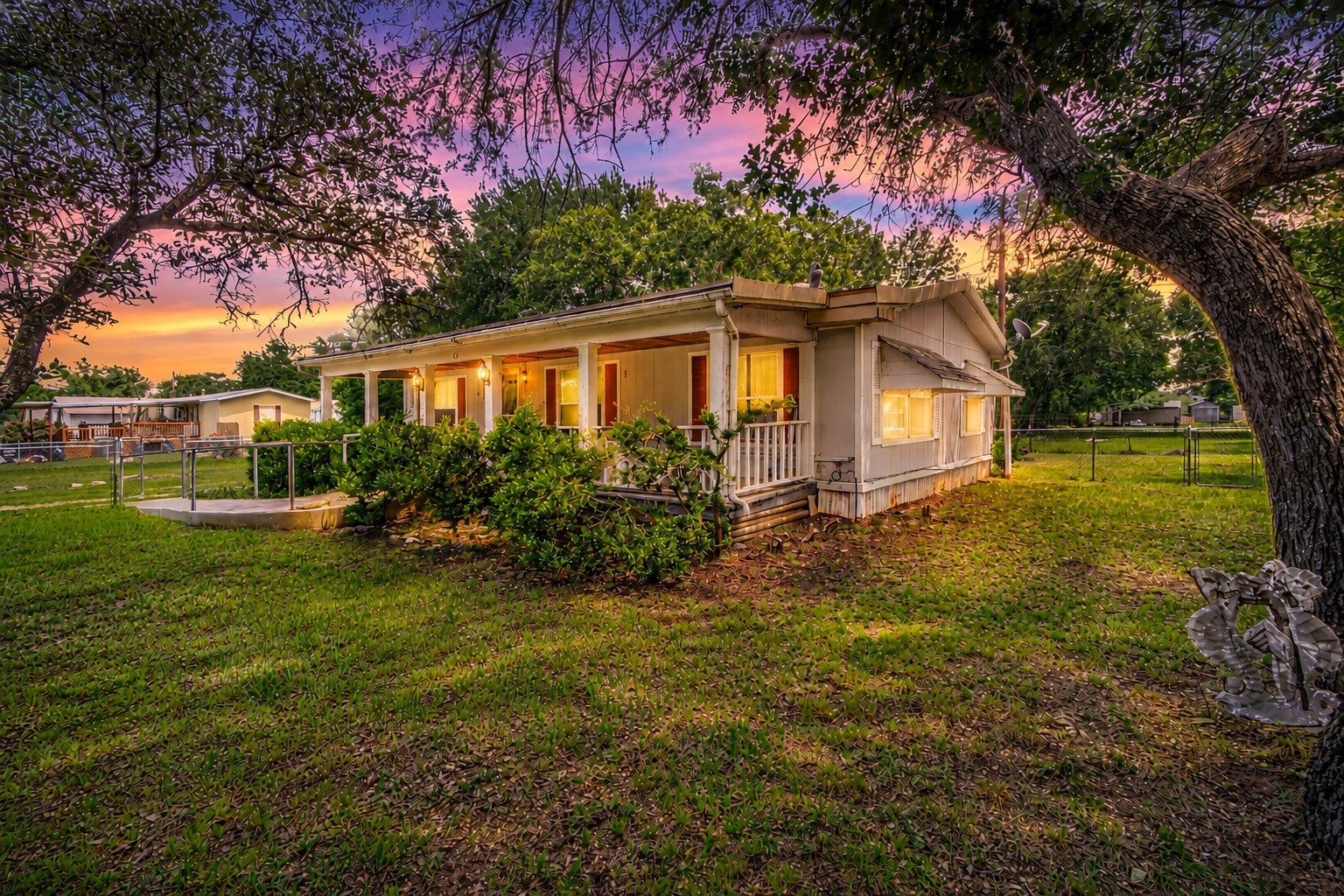 3007 Tanglewood Drive Granbury TX 76048