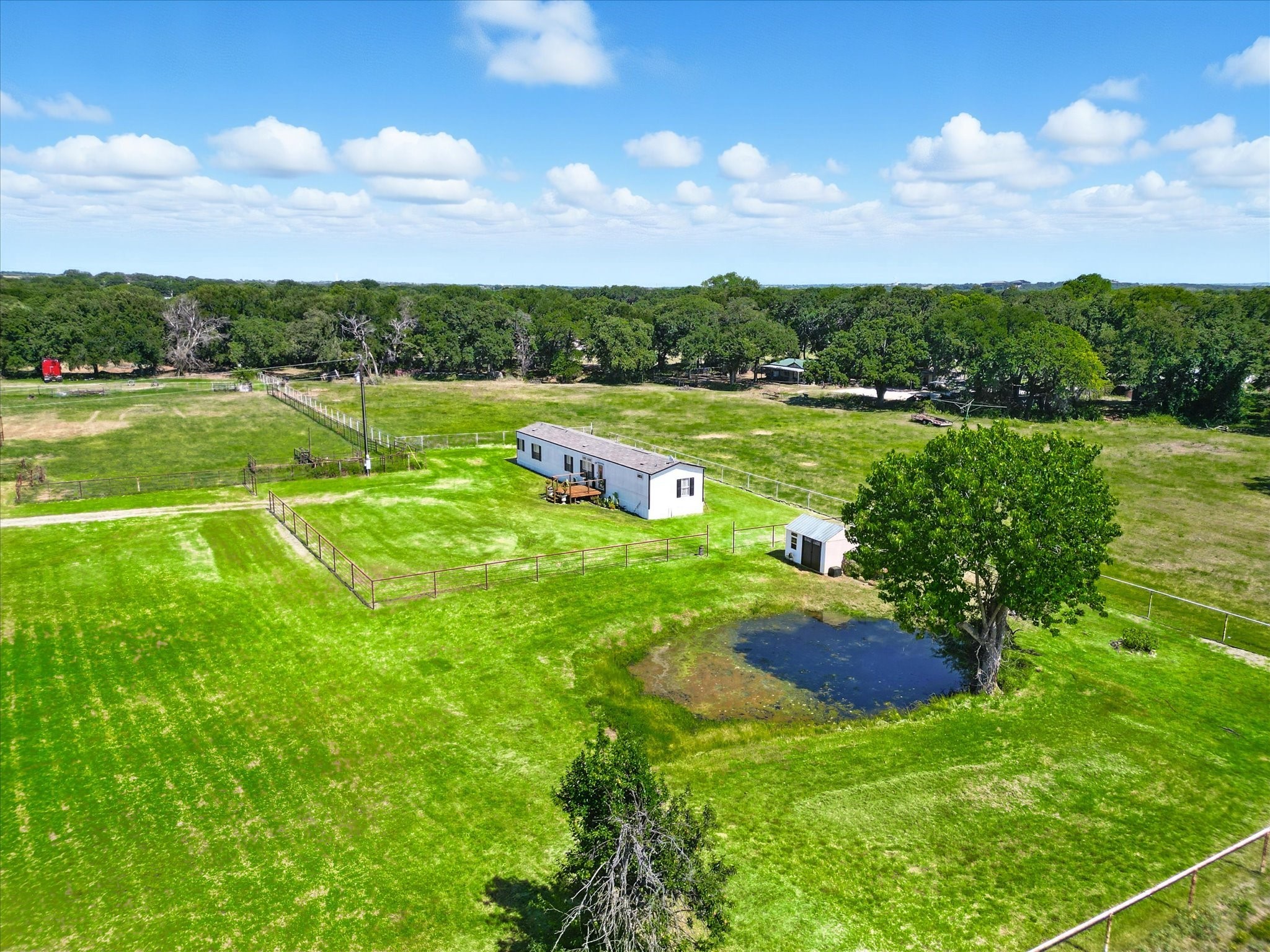 243 County Road 4851 Newark TX 76071