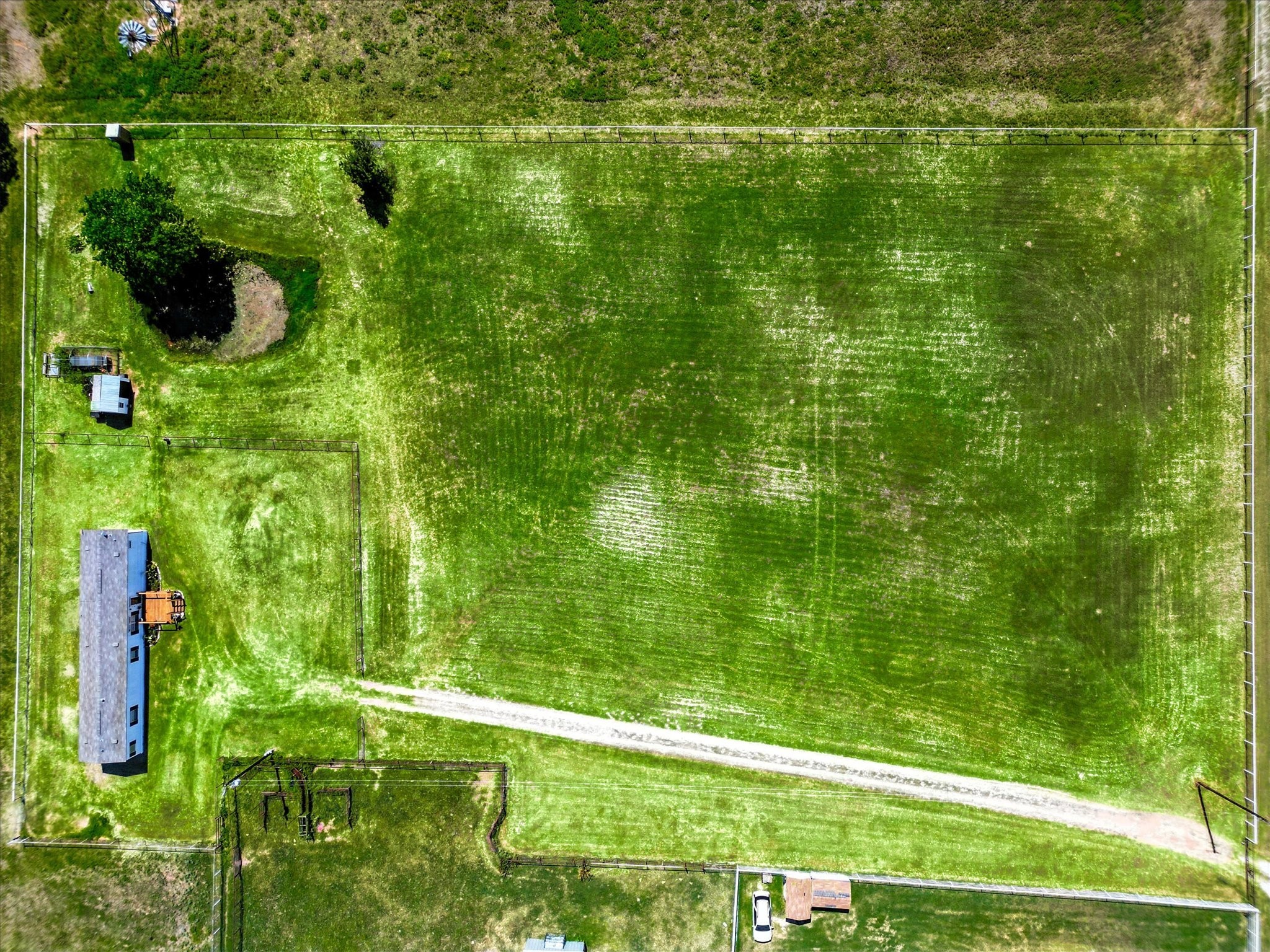243 County Road 4851 Newark TX 76071