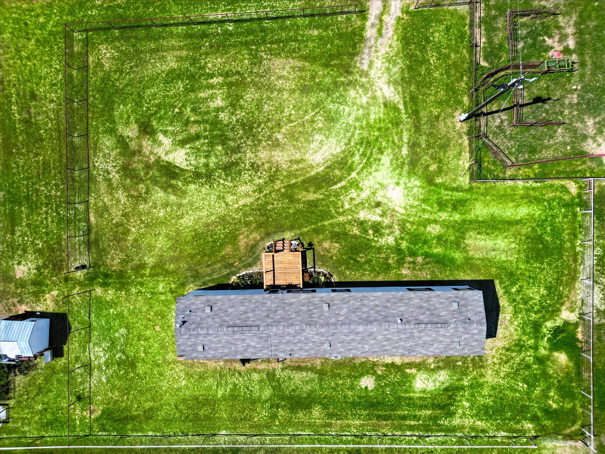 243 County Road 4851 Newark TX 76071
