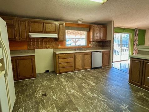 385 County Road 161 Streetman TX 75859