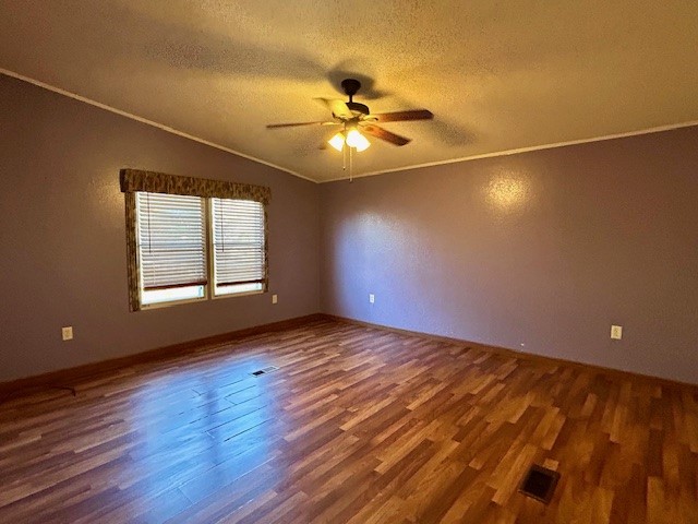 385 County Road 161 Streetman TX 75859