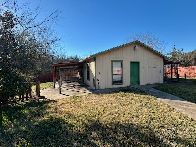 385 County Road 161 Streetman TX 75859