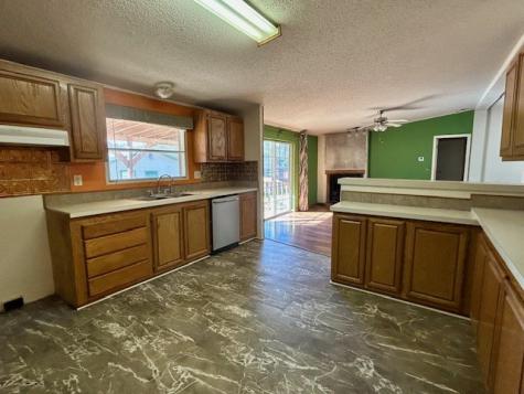 385 County Road 161 Streetman TX 75859