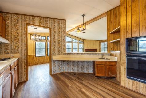 205 W Long Street Elm Mott TX 76640