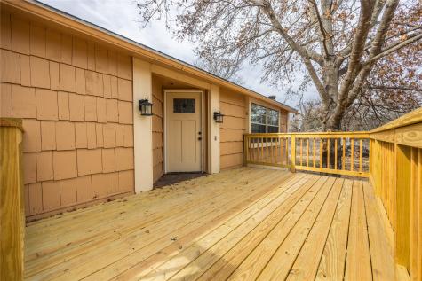 205 W Long Street Elm Mott TX 76640