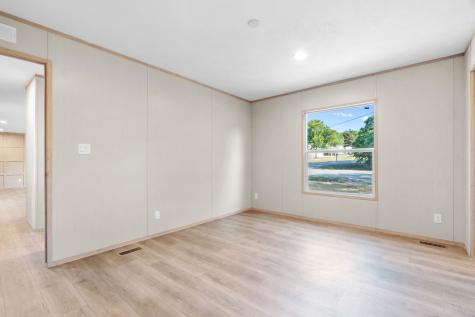 1121 Pawnee Trail Granbury TX 76048