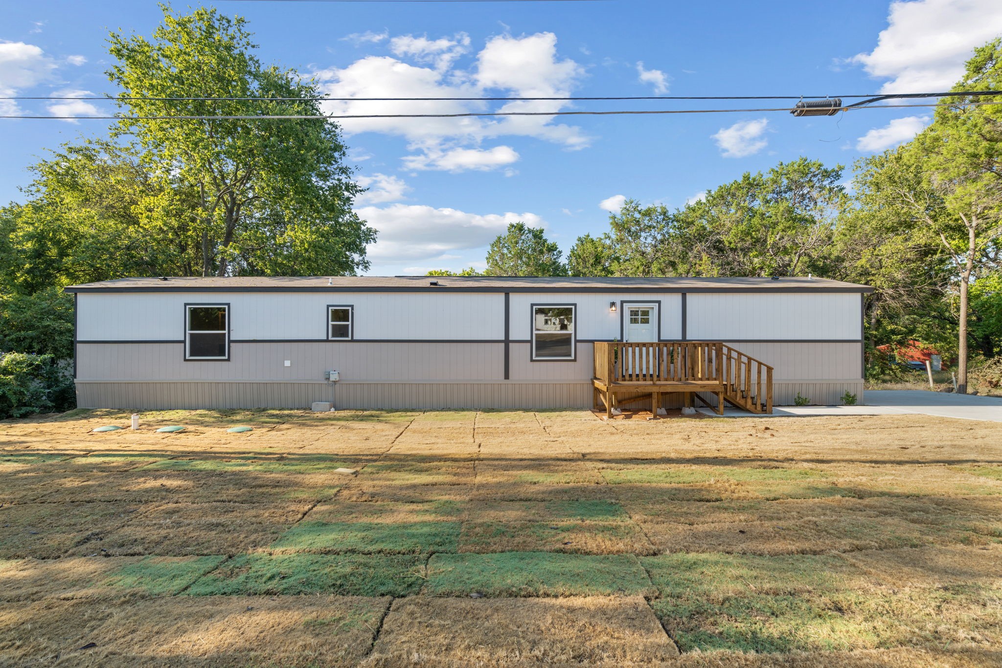 1121 Pawnee Trail Granbury TX 76048