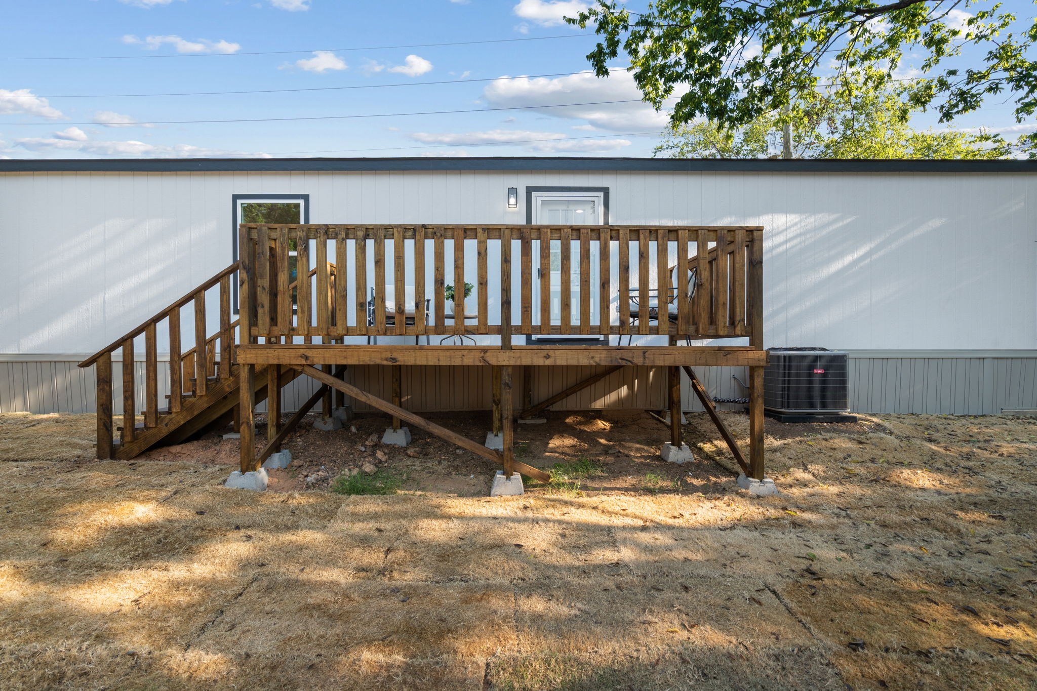 1121 Pawnee Trail Granbury TX 76048