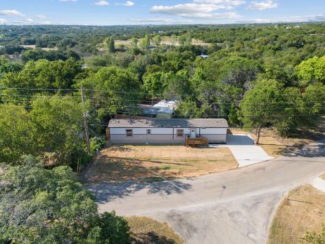 1121 Pawnee Trail Granbury TX 76048