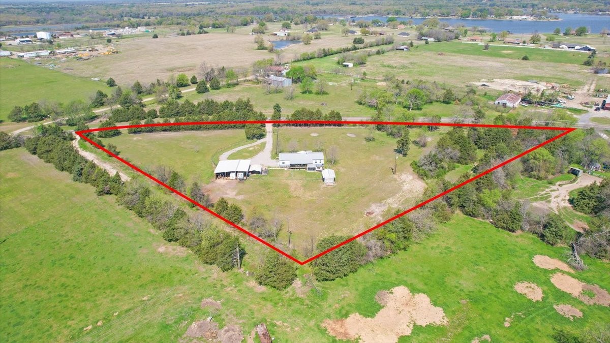 1718 Recreation Road 3 Bonham TX 75418