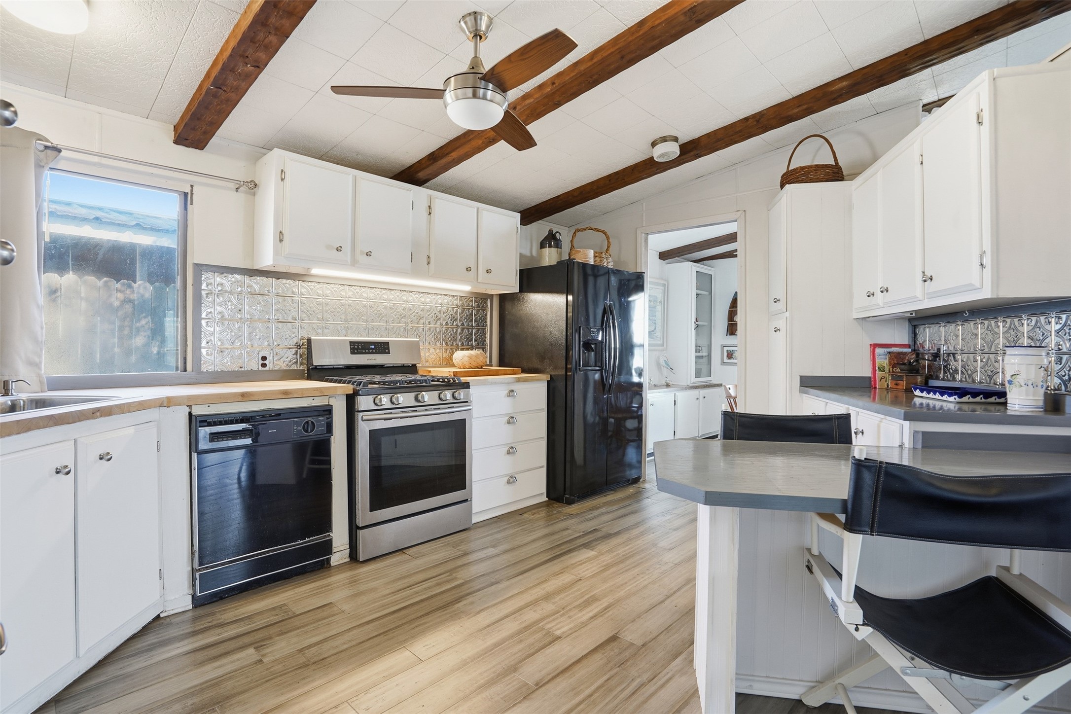 4016 Linda Court Granbury TX 76048