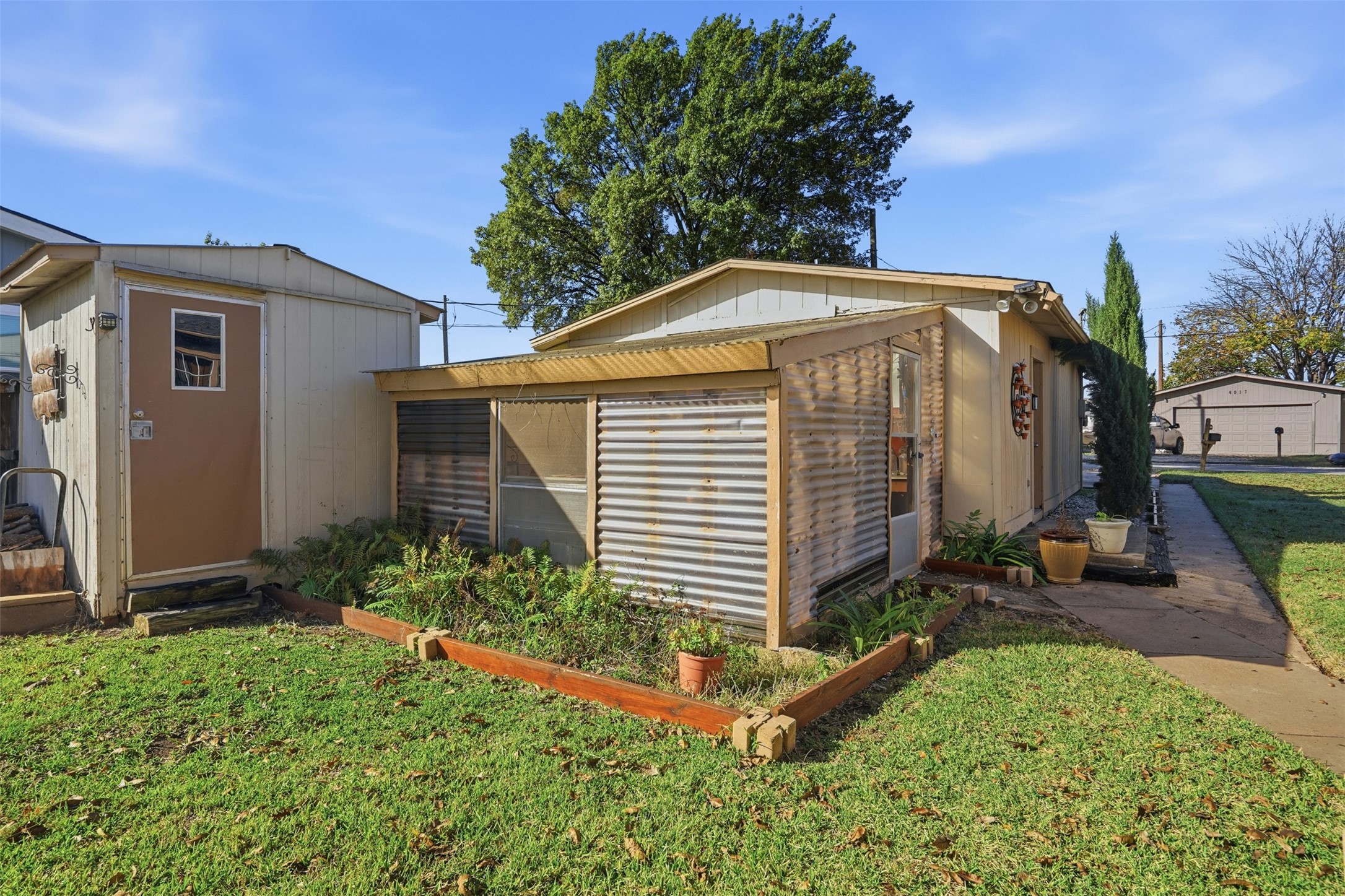 4016 Linda Court Granbury TX 76048