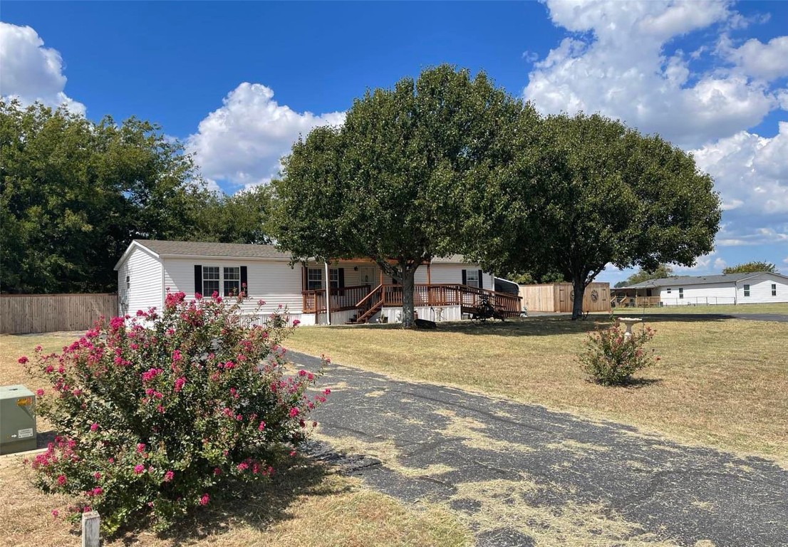 124 Fossil Creek Circle Sherman TX 75092