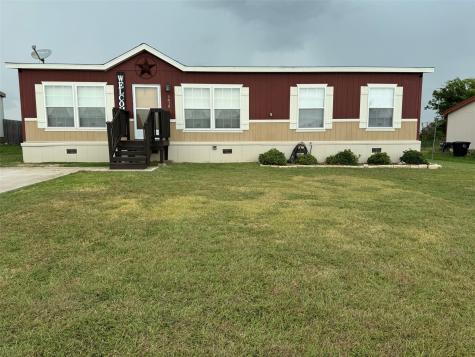 1410 Smooth Stone Drive Cleburne TX 76033