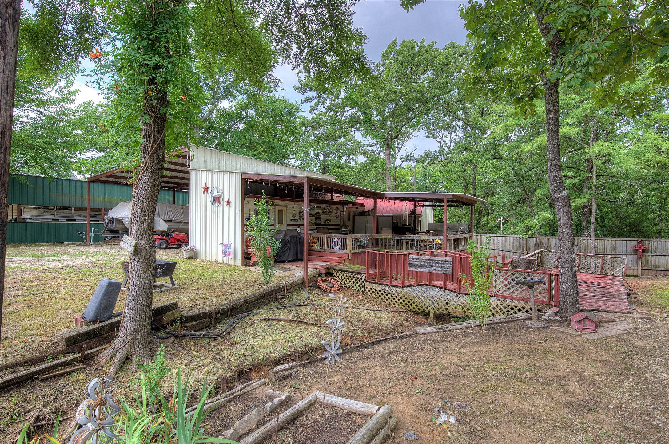 8 Lots Pr 5804, Pr 5805 Private Road 5804 Yantis TX 75497