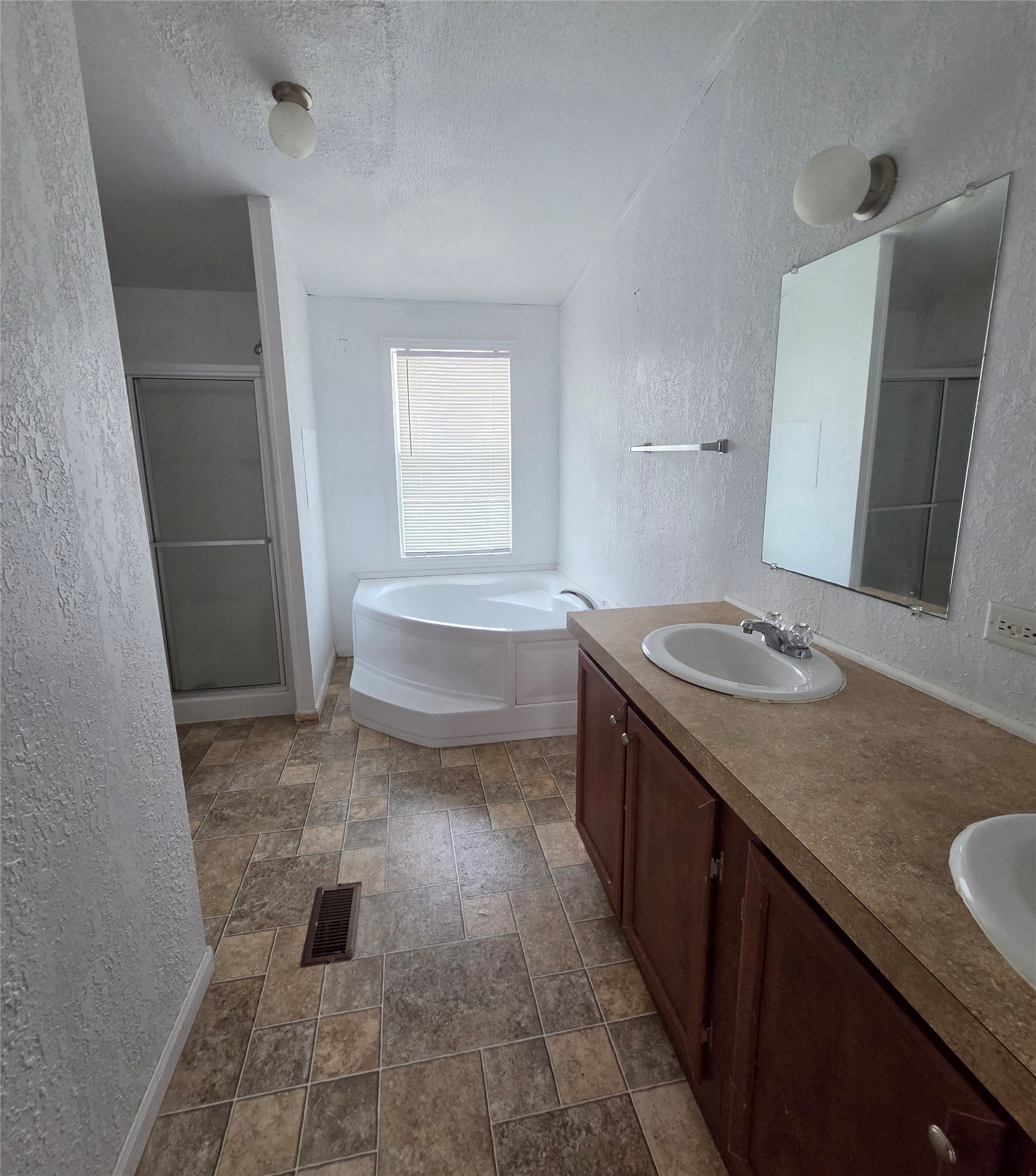 310 Latham Lane New Fairview TX 76078