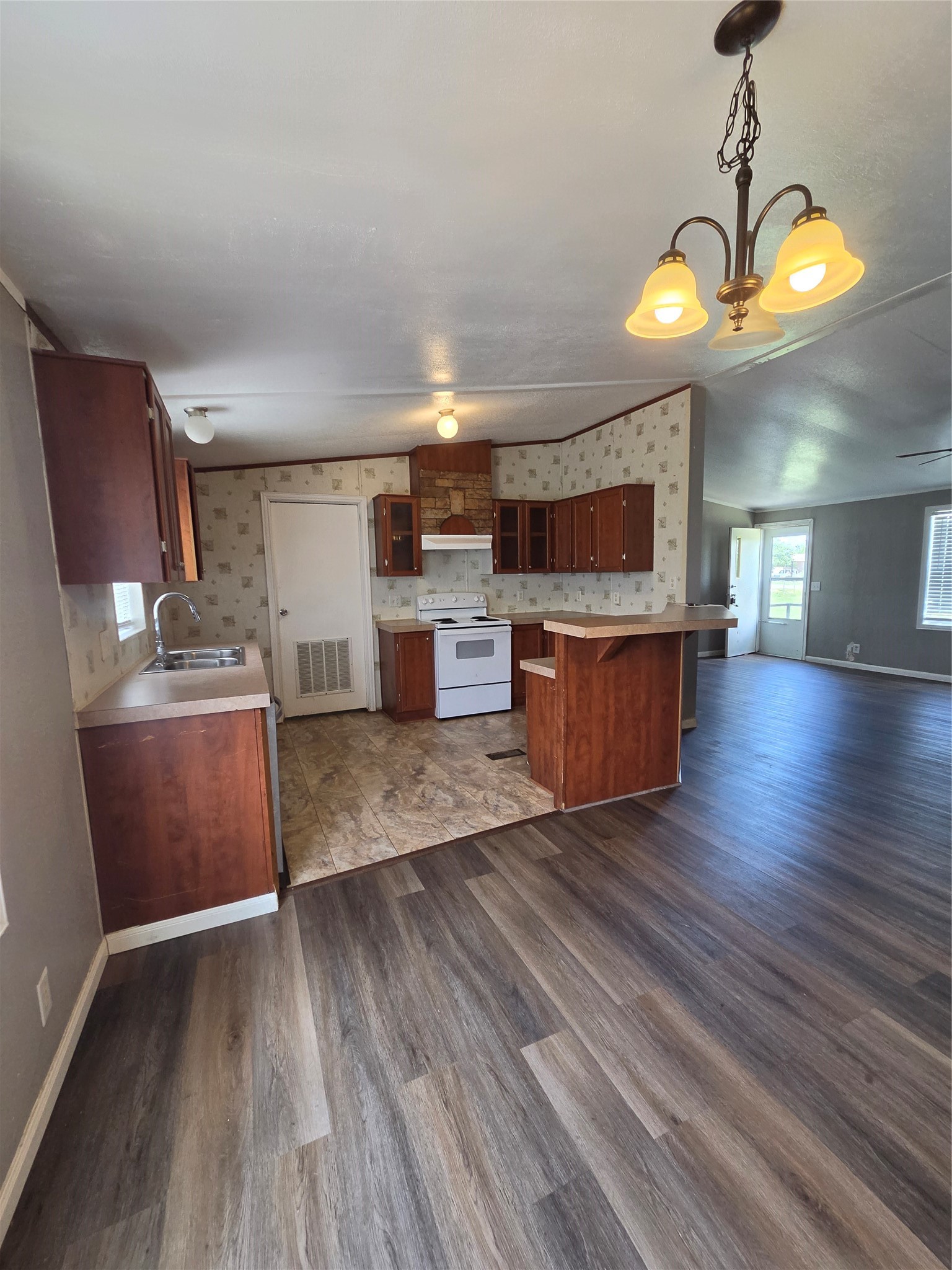 310 Latham Lane New Fairview TX 76078