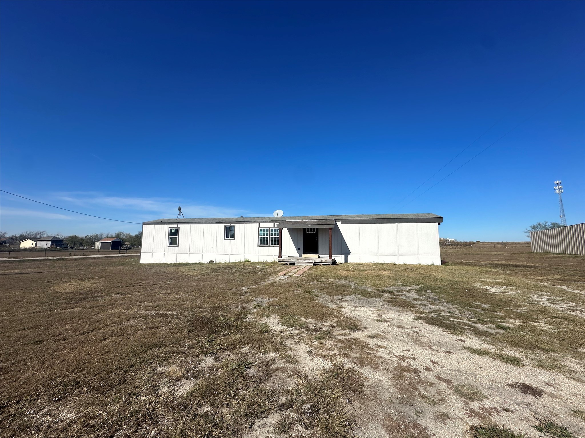 211 Alton Ennis TX 75119