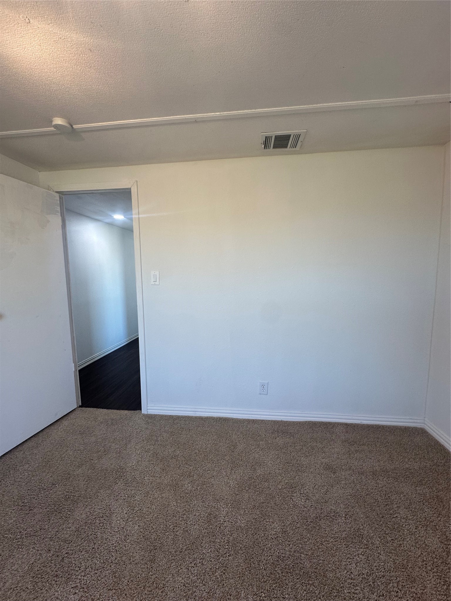 211 Alton Ennis TX 75119