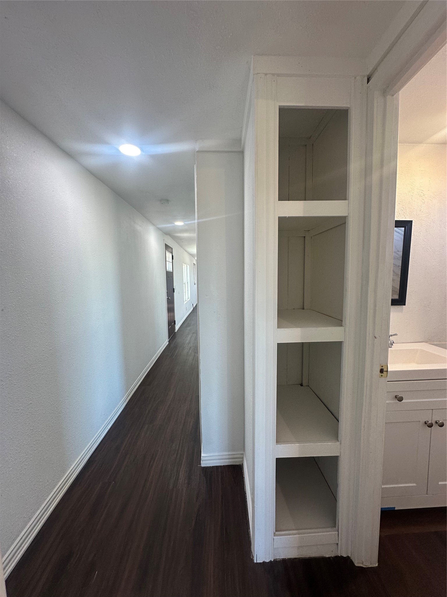 211 Alton Ennis TX 75119