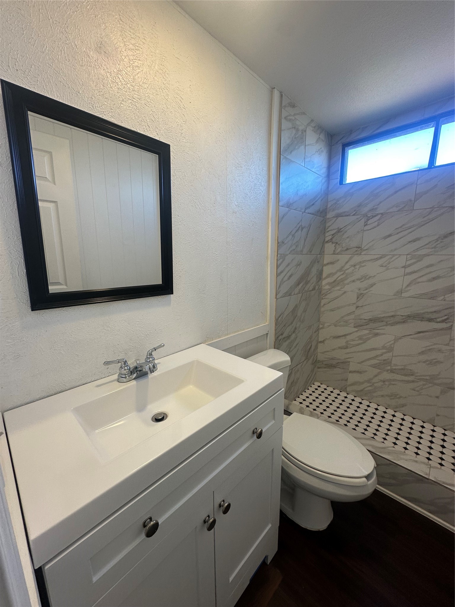 211 Alton Ennis TX 75119