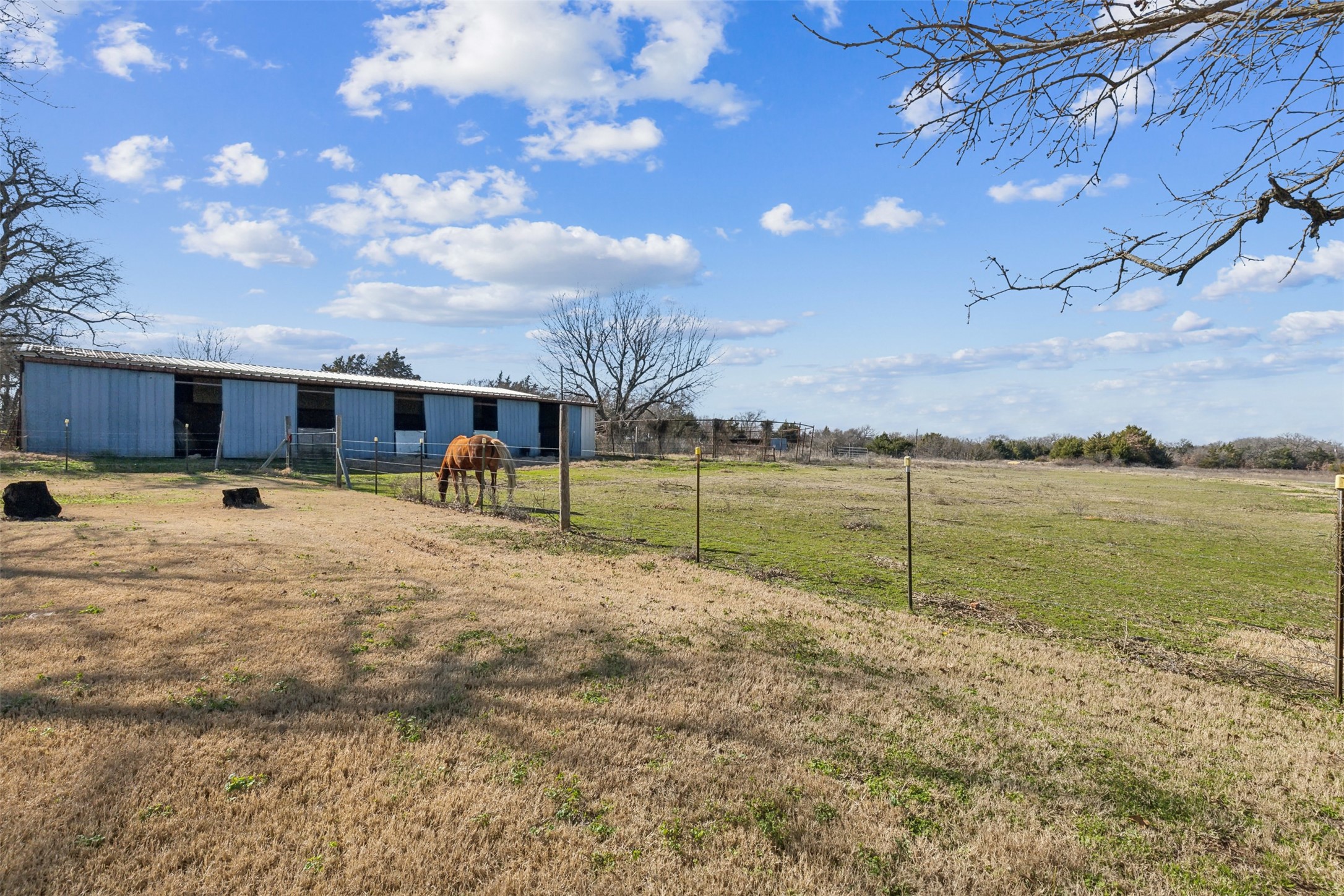 3217 E Fm 916 Cleburne TX 76031