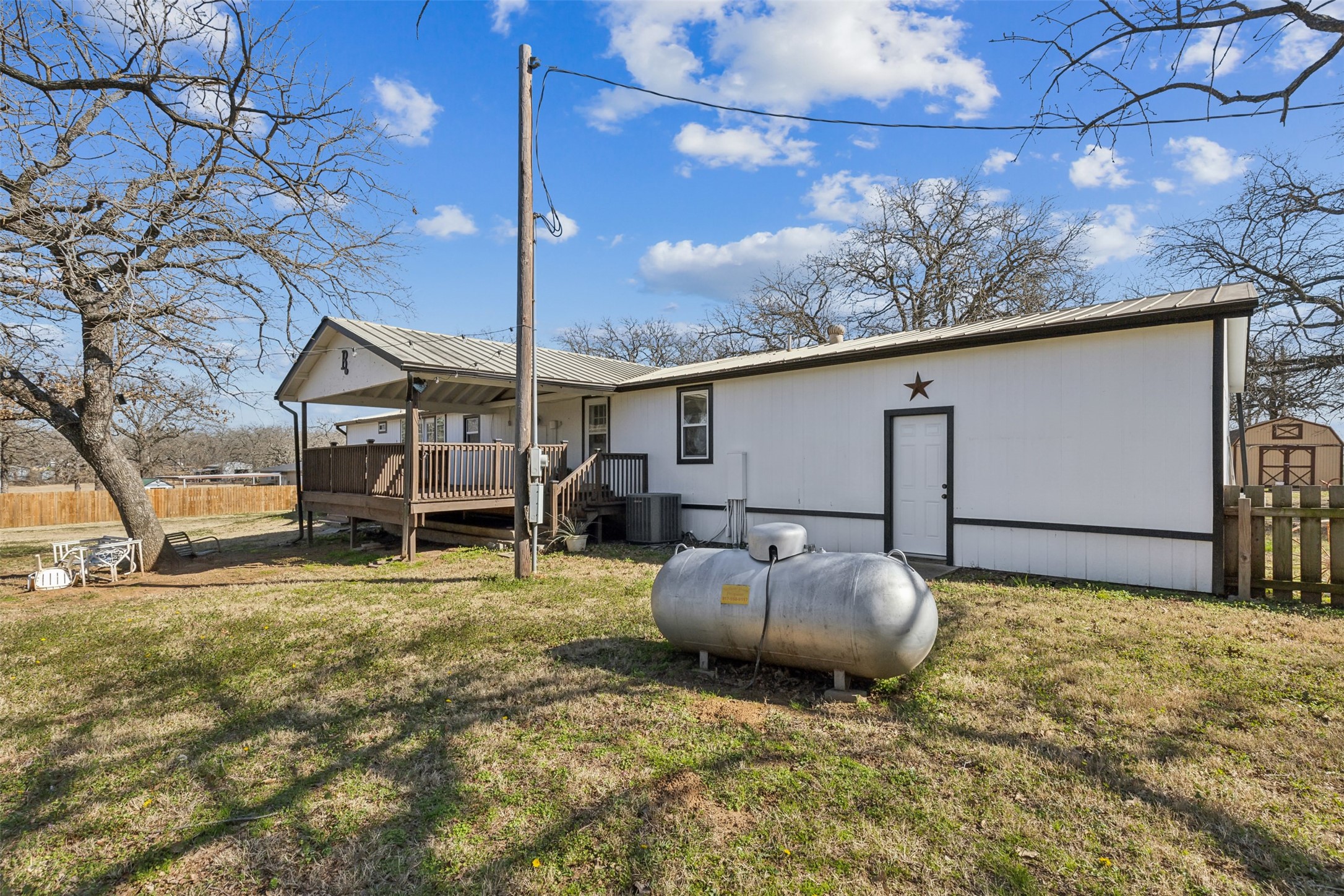 3217 E Fm 916 Cleburne TX 76031