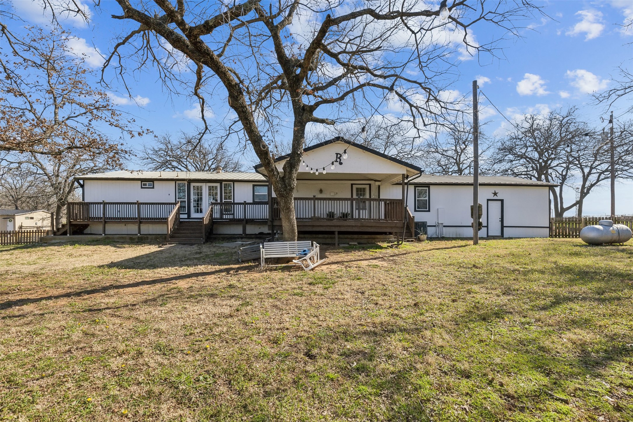 3217 E Fm 916 Cleburne TX 76031