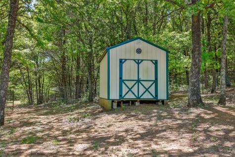 100 Shawnee Trail Road Whitesboro TX 76273